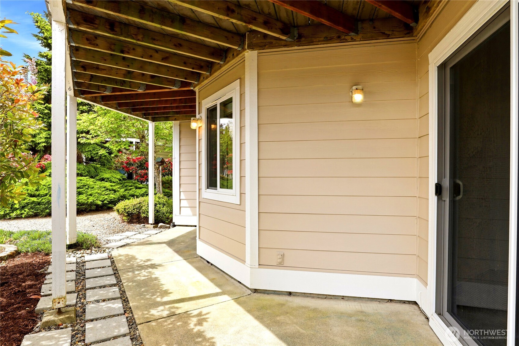 19811 3rd Avenue NE Poulsbo WA 98370