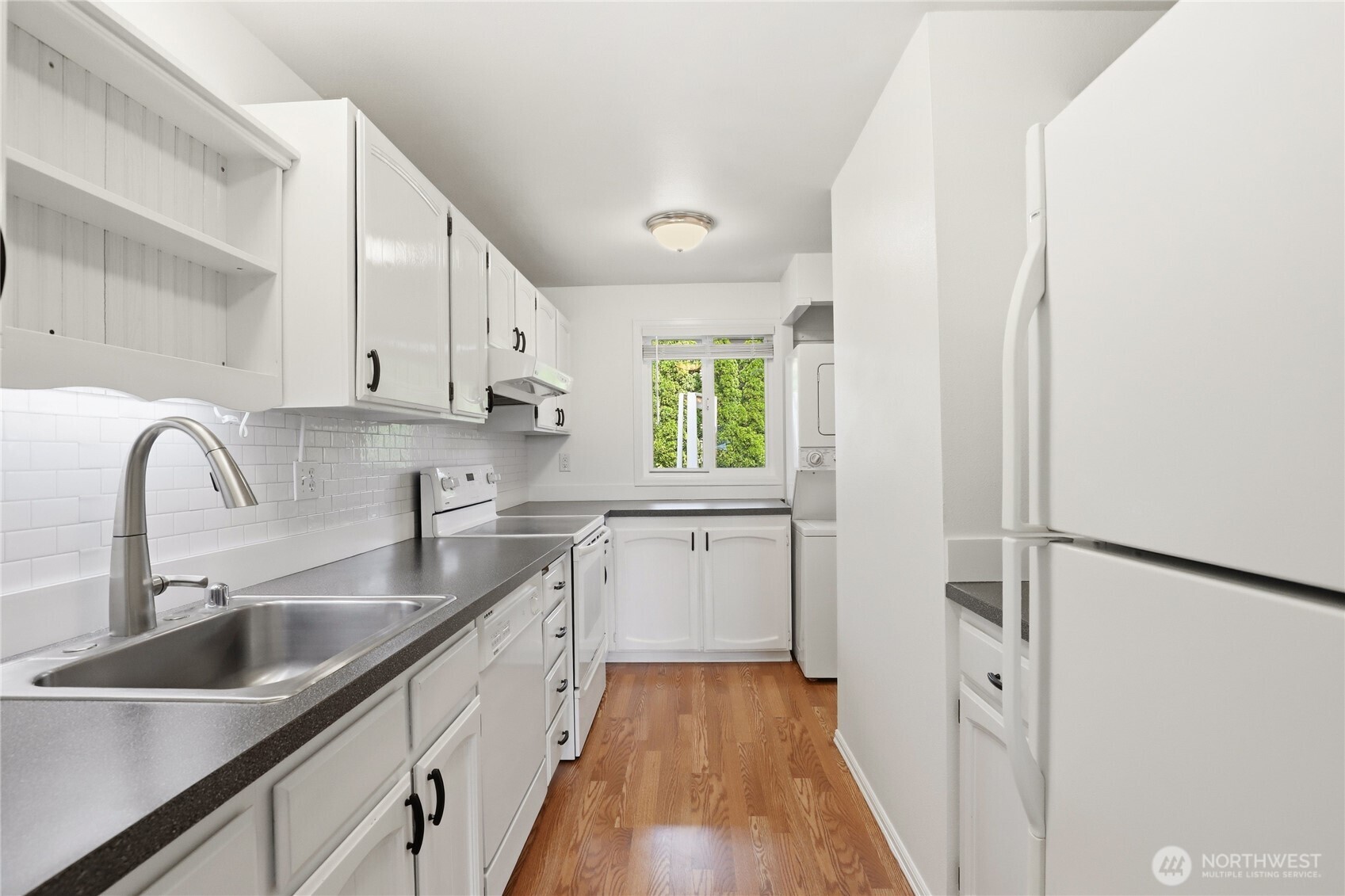 19811 3rd Avenue NE Poulsbo WA 98370