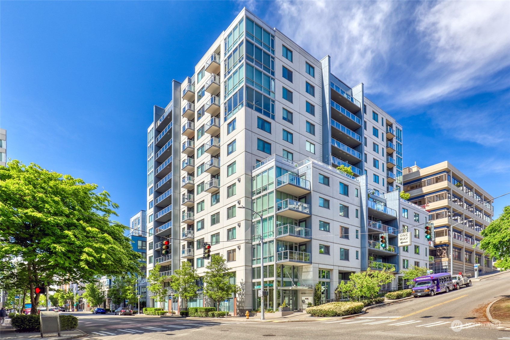 76 Cedar Street Seattle WA 98121