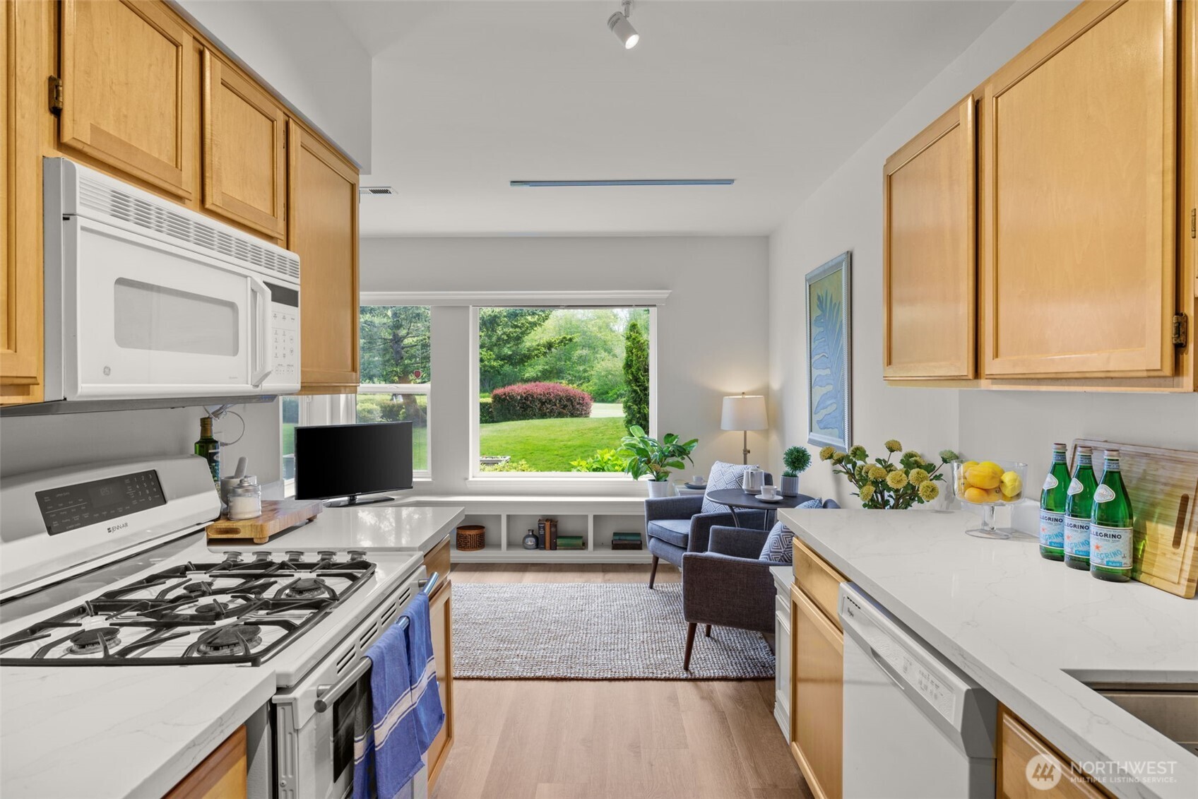 11637 Grove Drive Mukilteo WA 98275