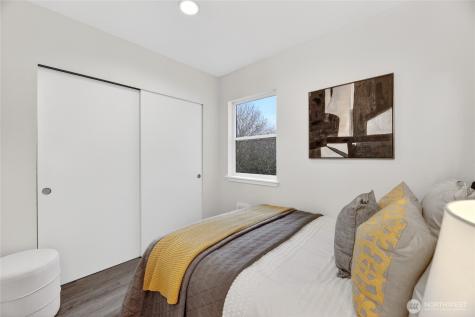6547 42nd Avenue SW Seattle WA 98136