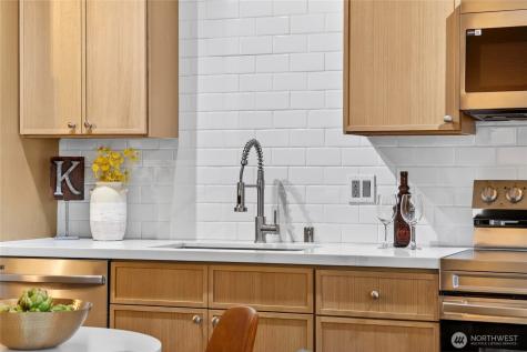 6547 42nd Avenue SW Seattle WA 98136