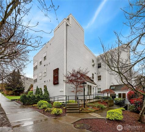 6547 42nd Avenue SW Seattle WA 98136