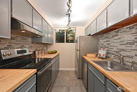 3400 25th Avenue W Seattle WA 98199