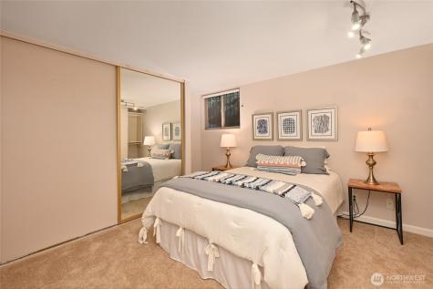 3400 25th Avenue W Seattle WA 98199