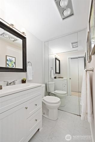 3400 25th Avenue W Seattle WA 98199