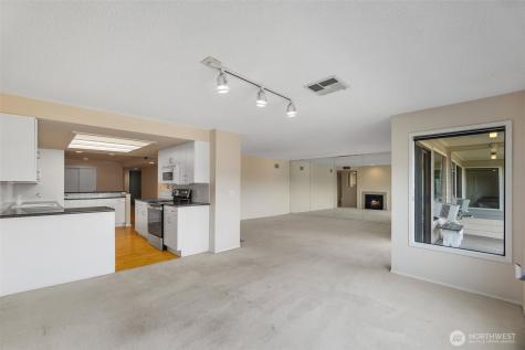 908 East Bay Drive NE Olympia WA 98506
