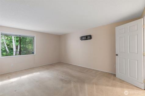 908 East Bay Drive NE Olympia WA 98506