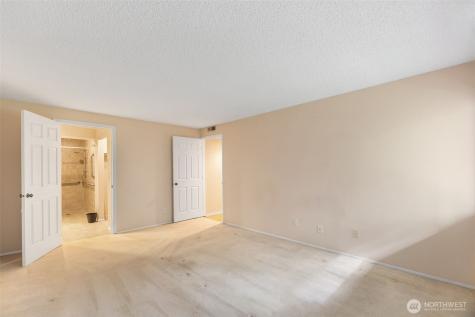 908 East Bay Drive NE Olympia WA 98506