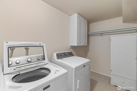 908 East Bay Drive NE Olympia WA 98506