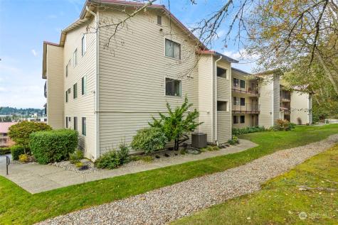 908 East Bay Drive NE Olympia WA 98506