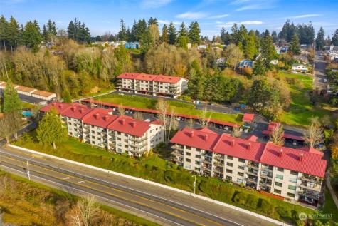 908 East Bay Drive NE Olympia WA 98506