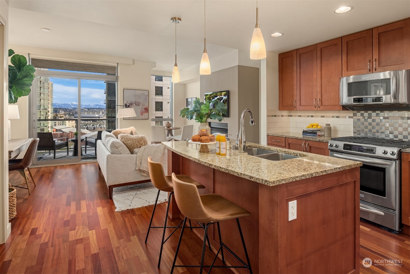 10610 Ne 9th Place Bellevue WA 98004