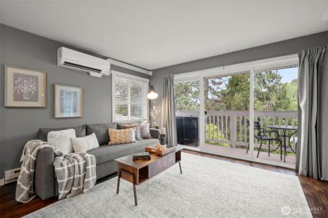 5021 Ripley Lane N Renton WA 98056