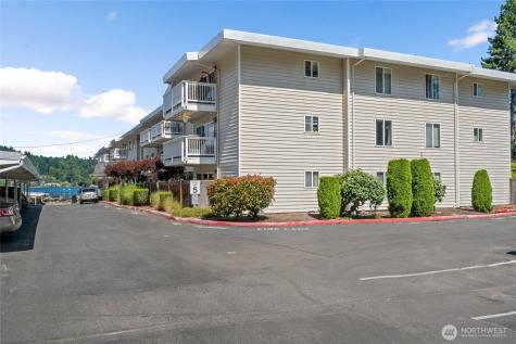 5021 Ripley Lane N Renton WA 98056