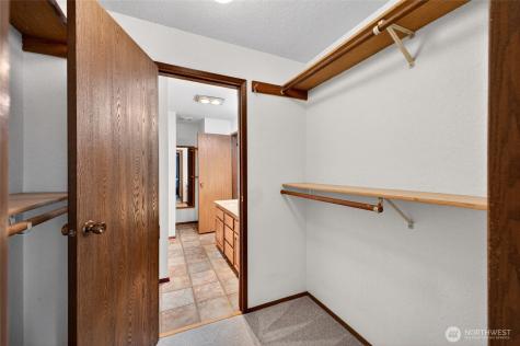 140 Summit Avenue N Kent WA 98030