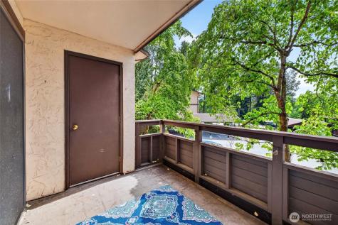 140 Summit Avenue N Kent WA 98030