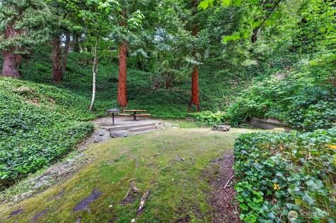 140 Summit Avenue N Kent WA 98030