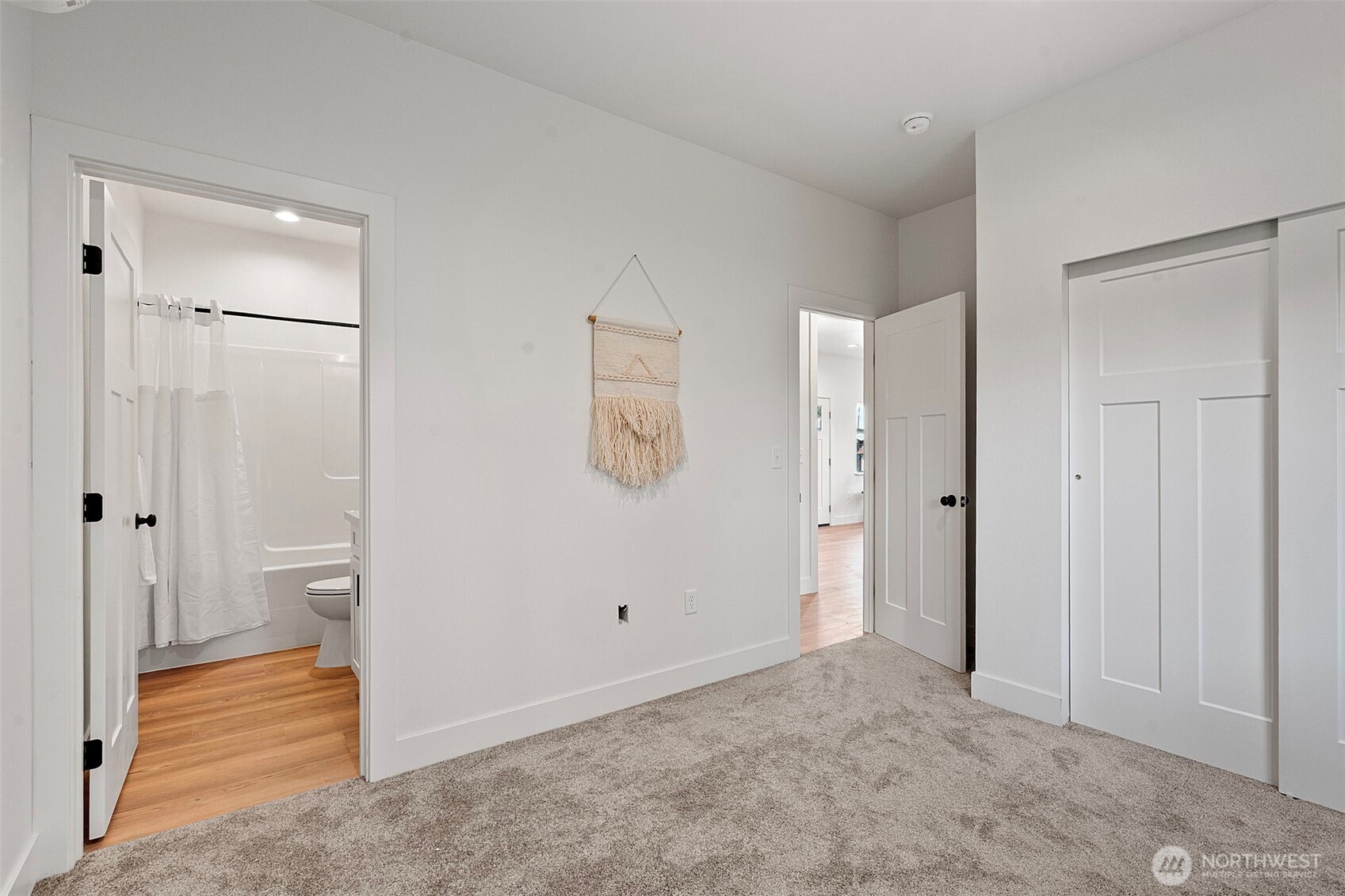 4924 Diamond Boulevard Lakewood WA 98499