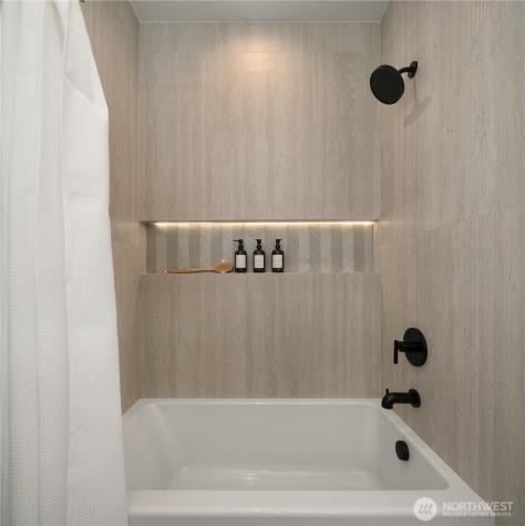7324 7th Place SW Seattle WA 98106