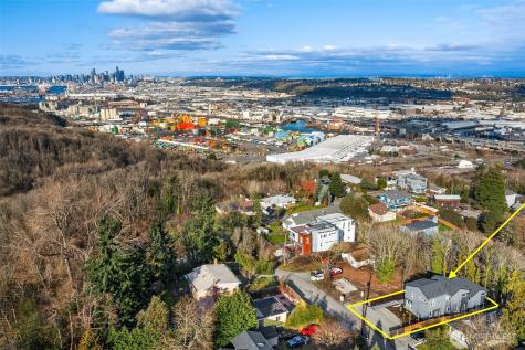 7324 7th Place SW Seattle WA 98106
