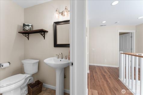 1120 W Woodin Avenue Chelan WA 98816