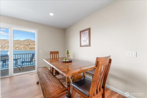 1120 W Woodin Avenue Chelan WA 98816