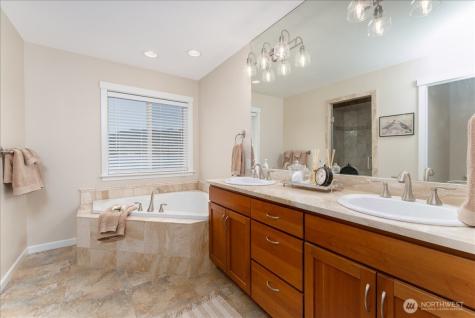 1120 W Woodin Avenue Chelan WA 98816