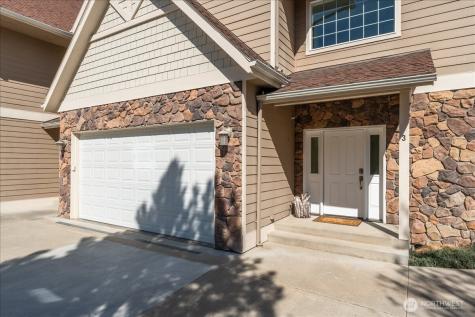 1120 W Woodin Avenue Chelan WA 98816
