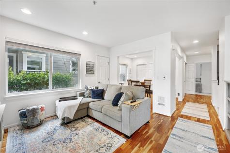 7322 Rainier Avenue S Seattle WA 98118