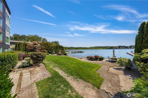 9039 NE Juanita Drive Kirkland WA 98034