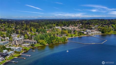 9039 NE Juanita Drive Kirkland WA 98034
