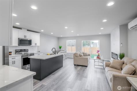 301 107th Tacoma WA 98444