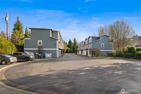 17917 80 Avenue NE Kenmore WA 98028