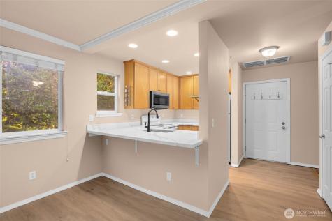 17917 80 Avenue NE Kenmore WA 98028