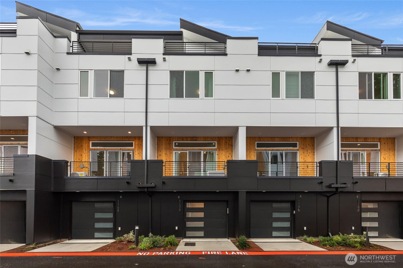 1152 129th Court NE Bellevue WA 98005