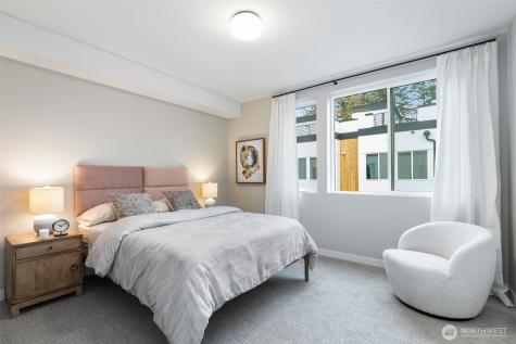 1152 129th Court NE Bellevue WA 98005