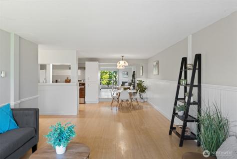 9416 1st Avenue NE Seattle WA 98115