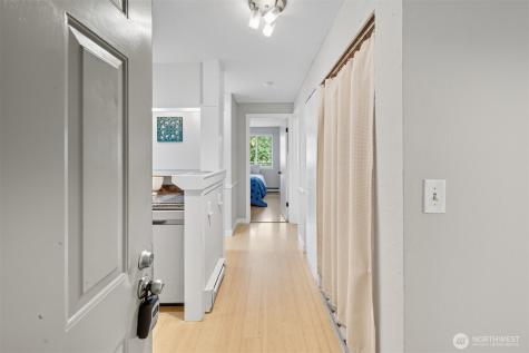 9416 1st Avenue NE Seattle WA 98115