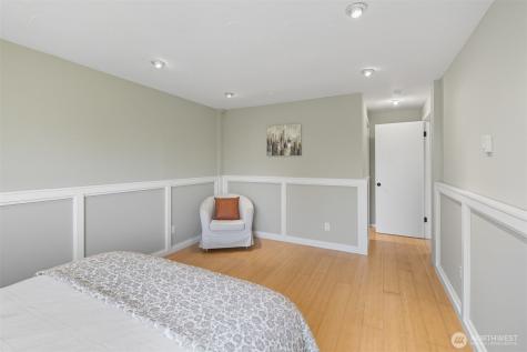 9416 1st Avenue NE Seattle WA 98115