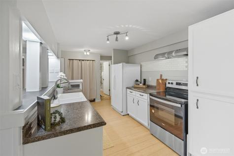 9416 1st Avenue NE Seattle WA 98115