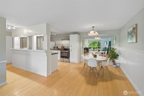 9416 1st Avenue NE Seattle WA 98115