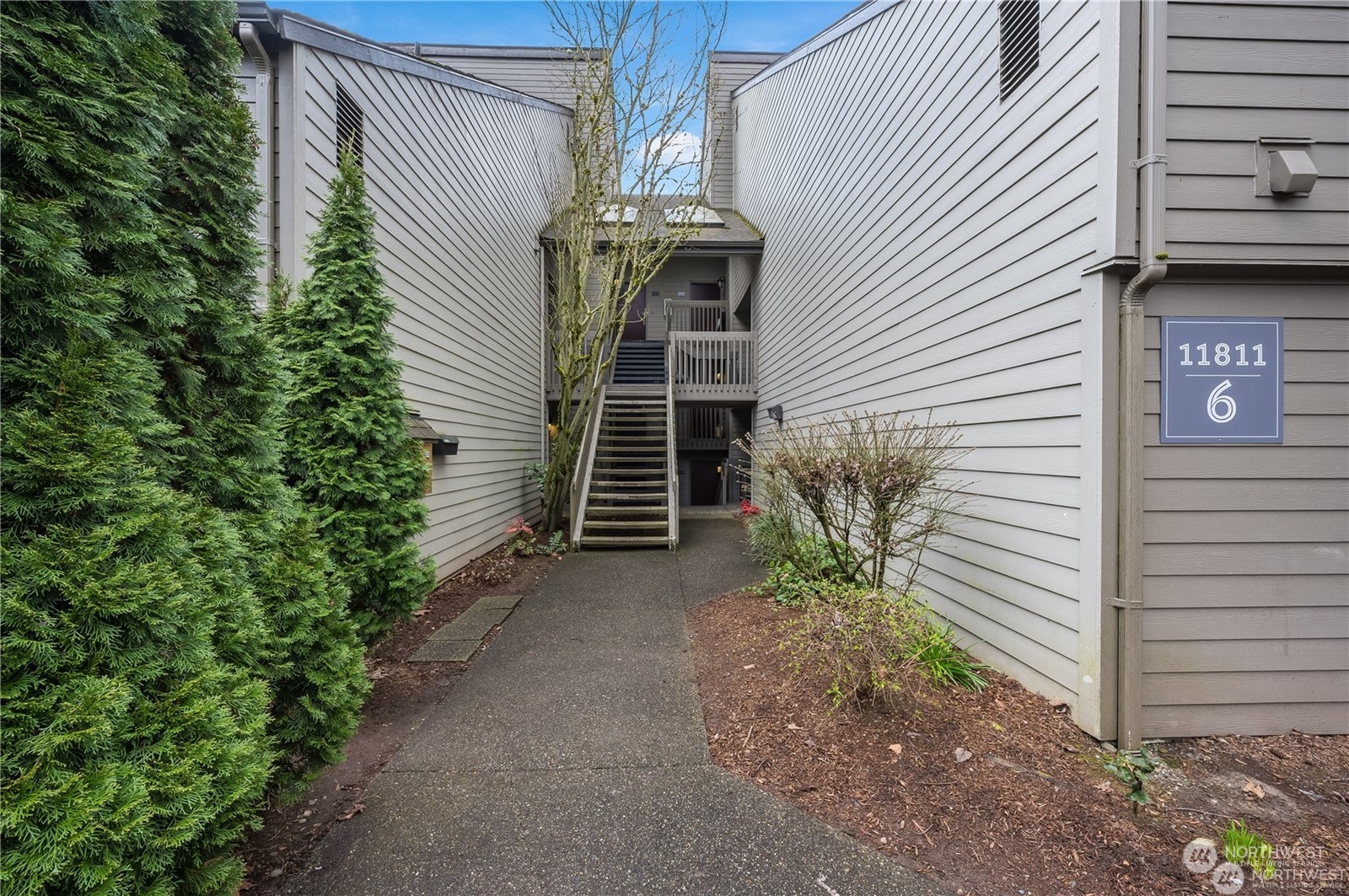 11811 93rd Lane NE Kirkland WA 98034