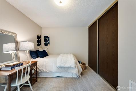 33030 17th Place S Federal Way WA 98003