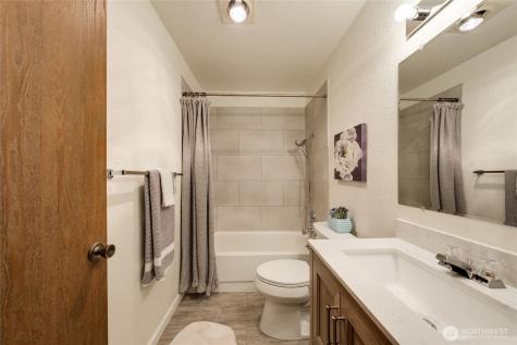 33030 17th Place S Federal Way WA 98003