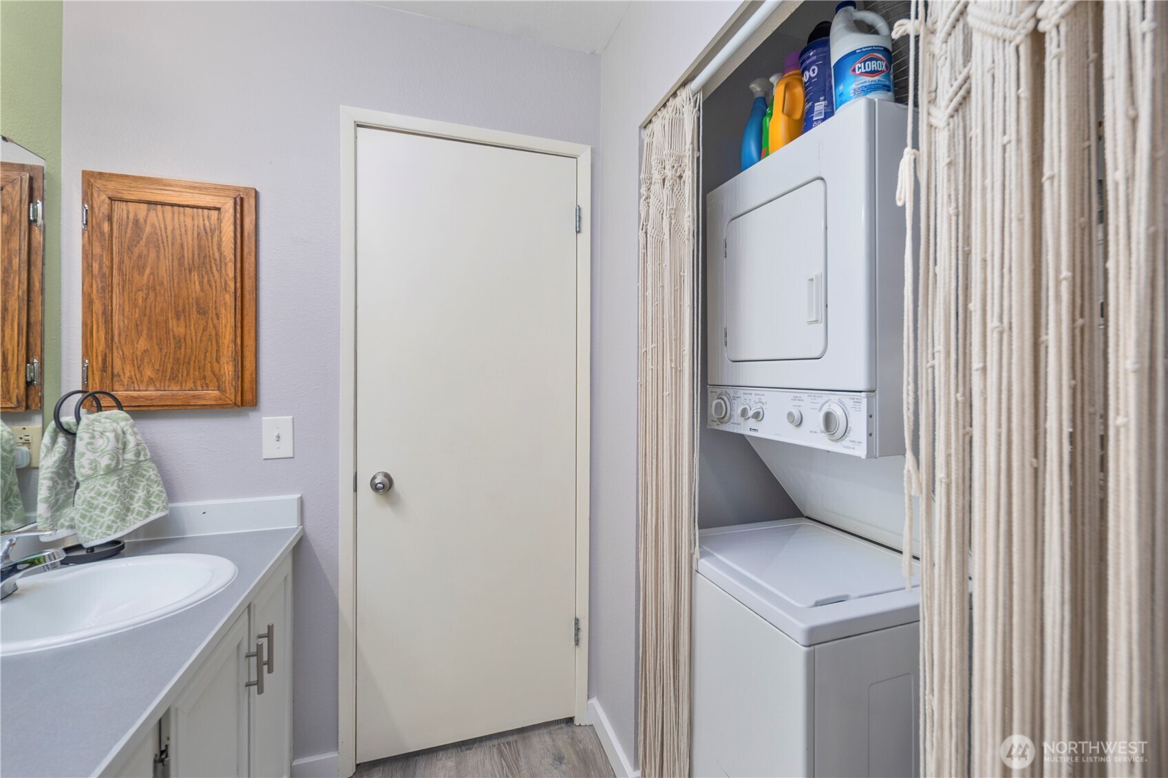 4118 212th Street SW Mountlake Terrace WA 98043