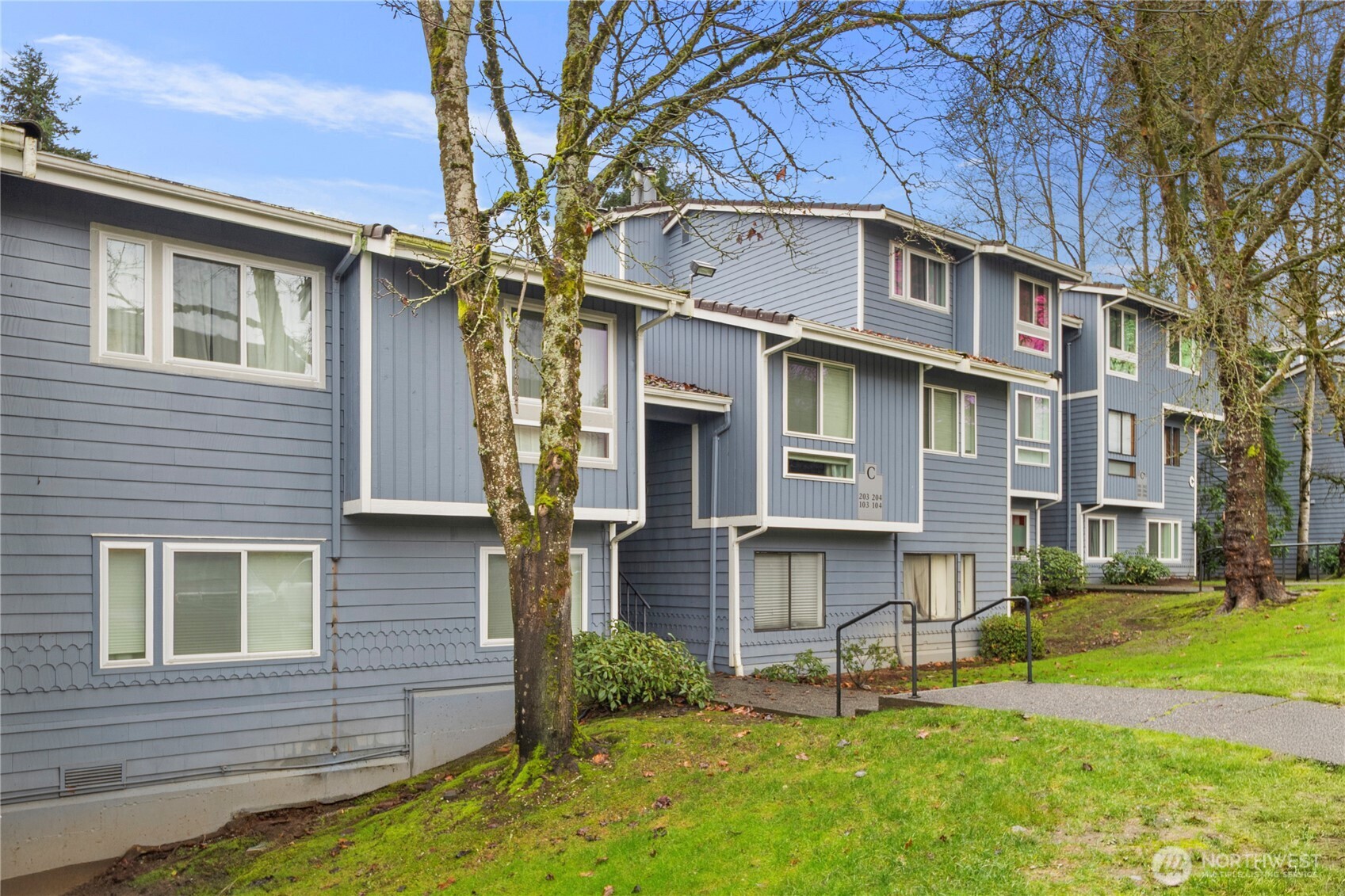 4118 212th Street SW Mountlake Terrace WA 98043