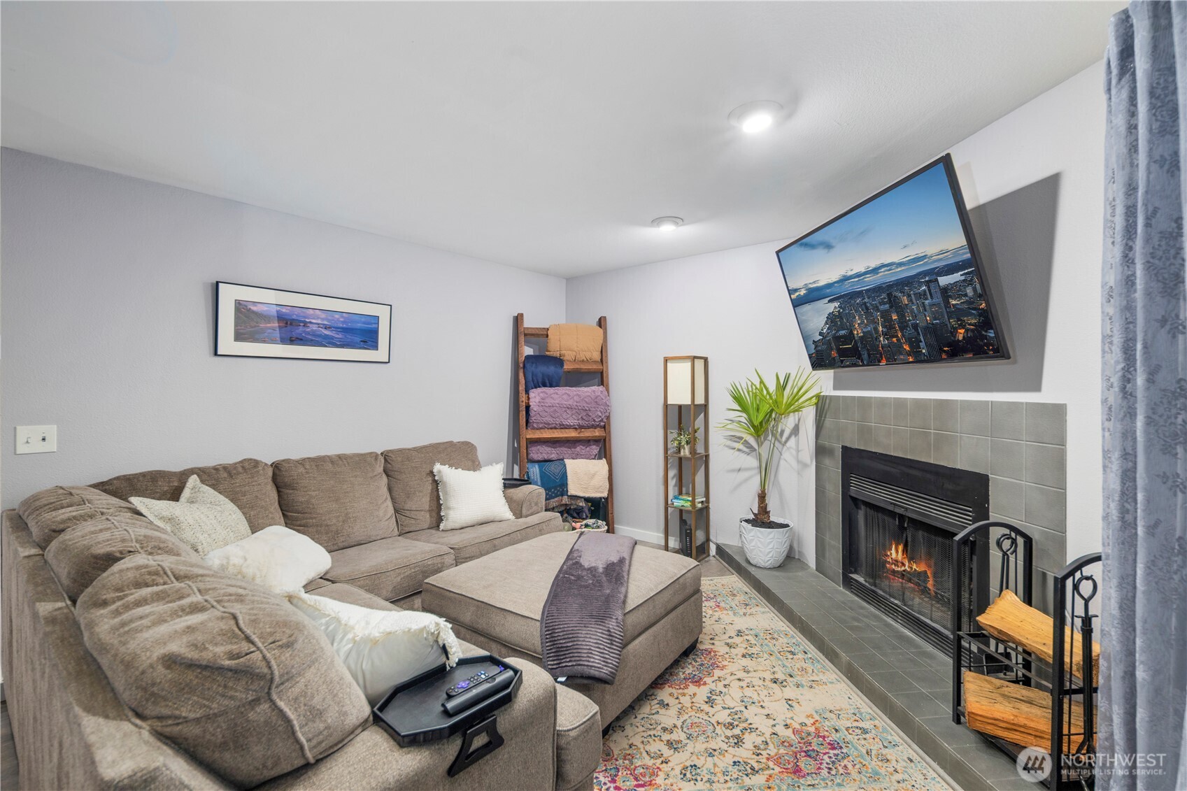 4118 212th Street SW Mountlake Terrace WA 98043