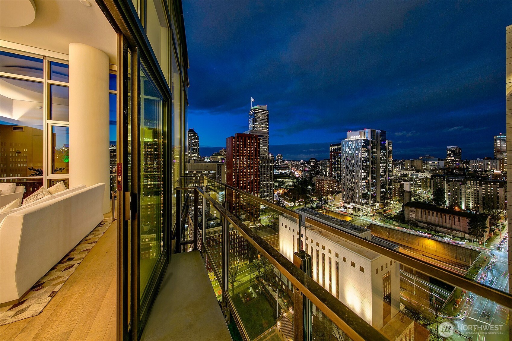 909 5th Avenue Seattle WA 98164