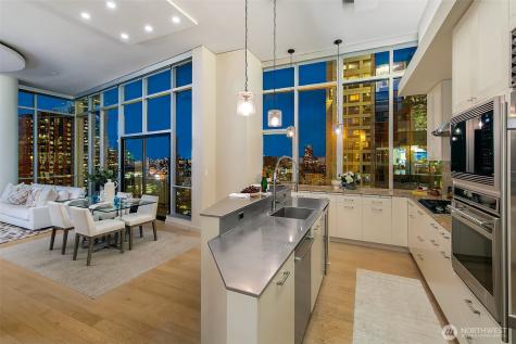 909 5th Avenue Seattle WA 98164